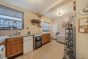 Photo 17- click for photo gallery